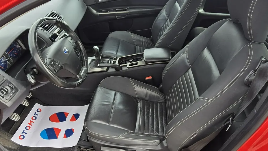 VOLVO C30 -