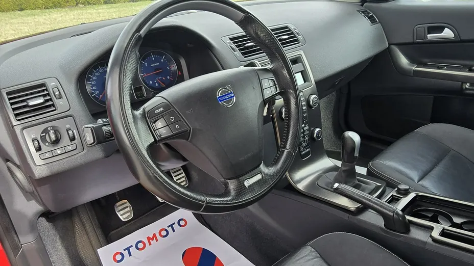VOLVO C30 -