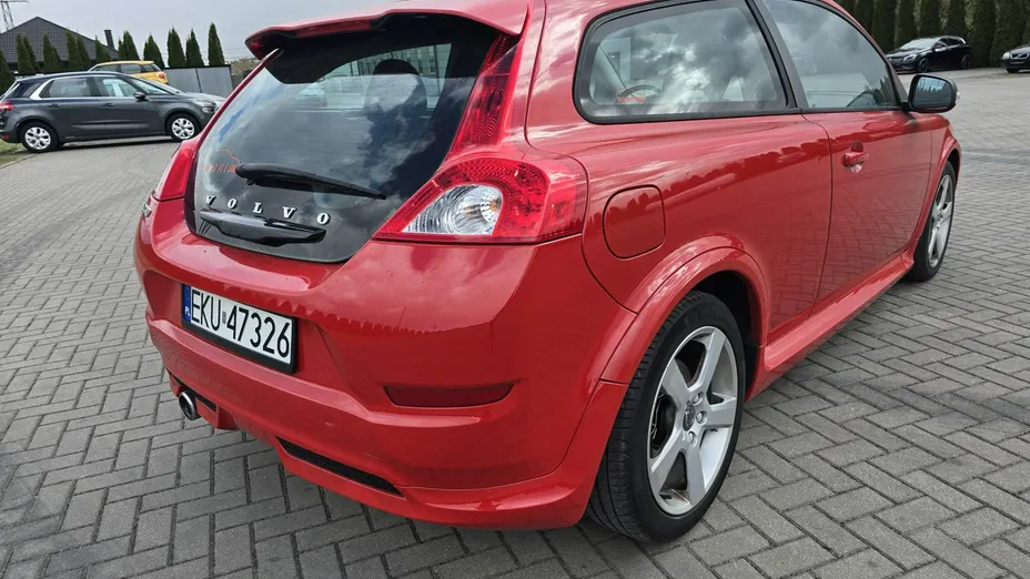 VOLVO C30 -
