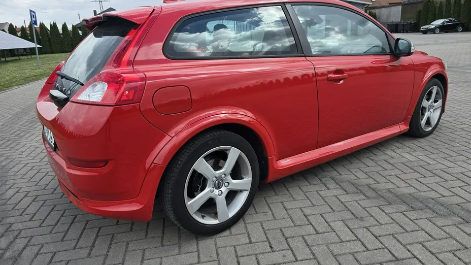 VOLVO C30 -