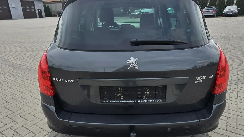 PEUGEOT 308 -
