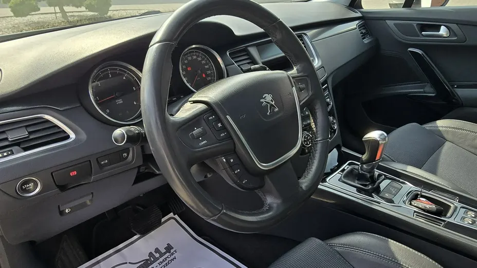 PEUGEOT 508 -