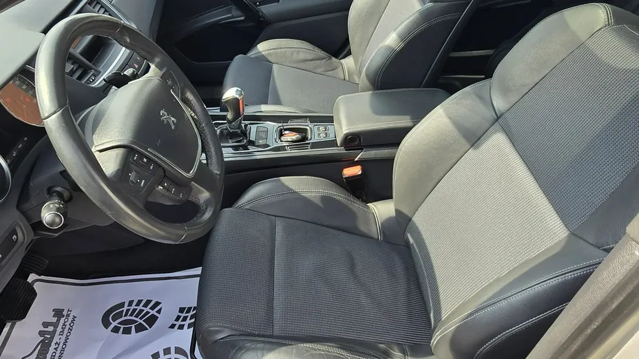PEUGEOT 508 -