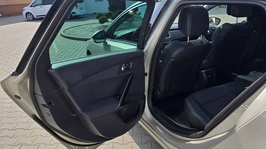 PEUGEOT 508 -