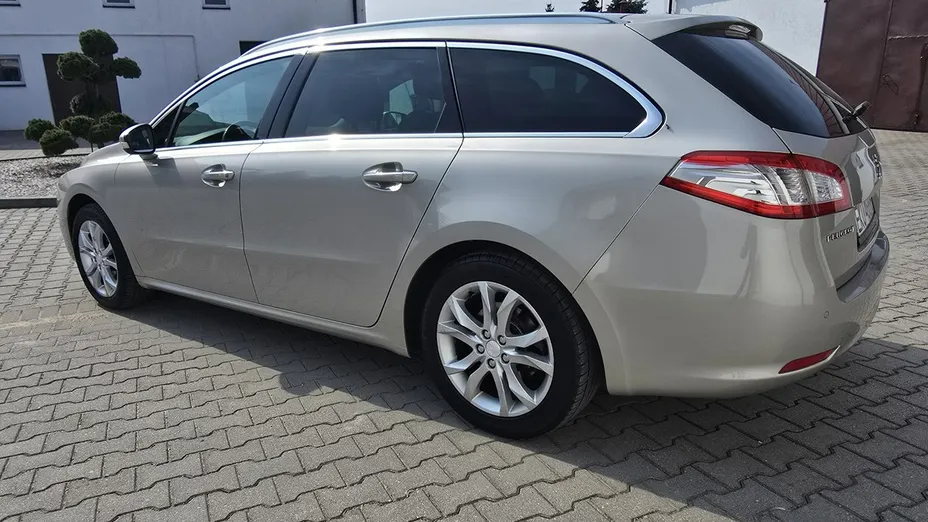 PEUGEOT 508 -