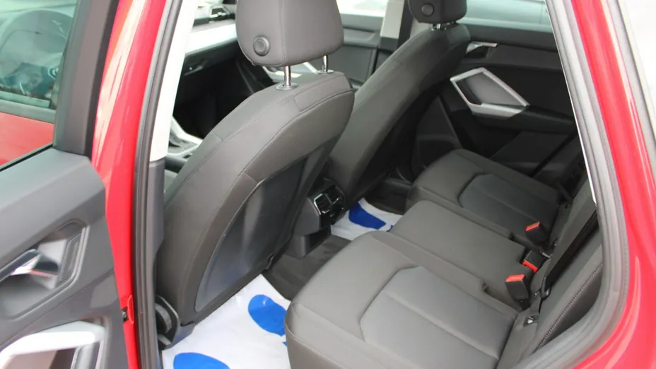 AUDI Q3 -