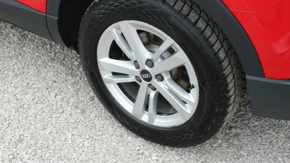 AUDI Q3 -