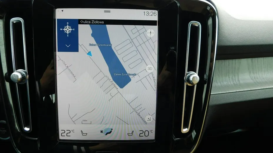 VOLVO XC40 -