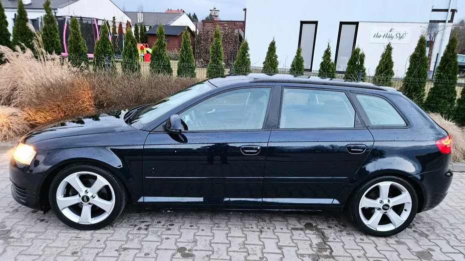 AUDI A3 Sportback -