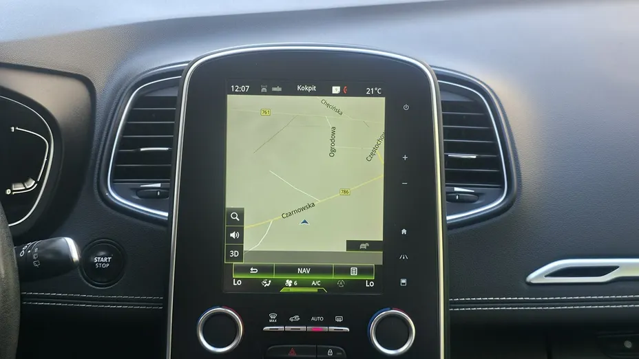 RENAULT Scenic -