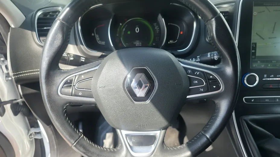 RENAULT Scenic -