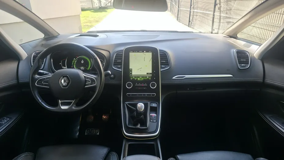 RENAULT Scenic -