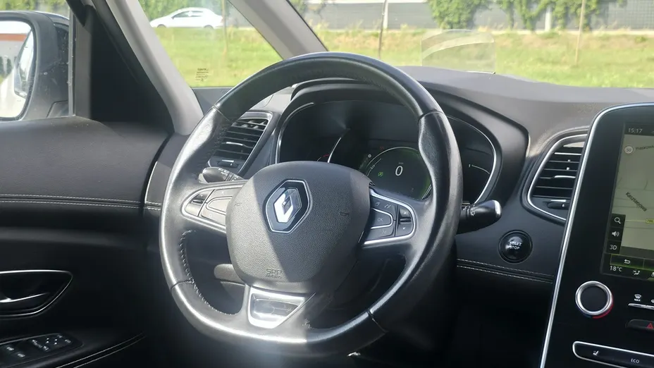 RENAULT Scenic -
