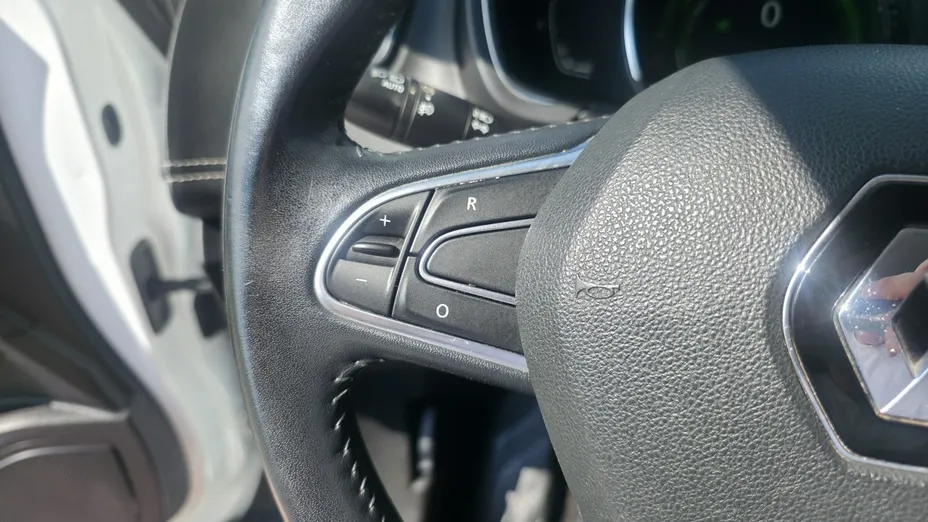 RENAULT Scenic -