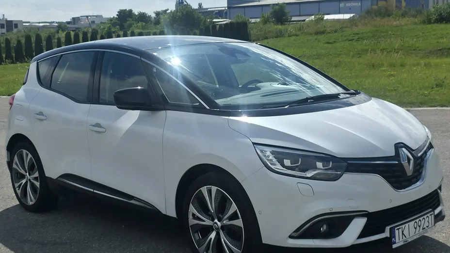 RENAULT Scenic -