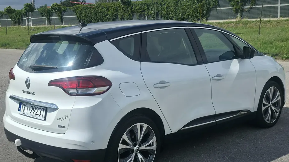RENAULT Scenic -