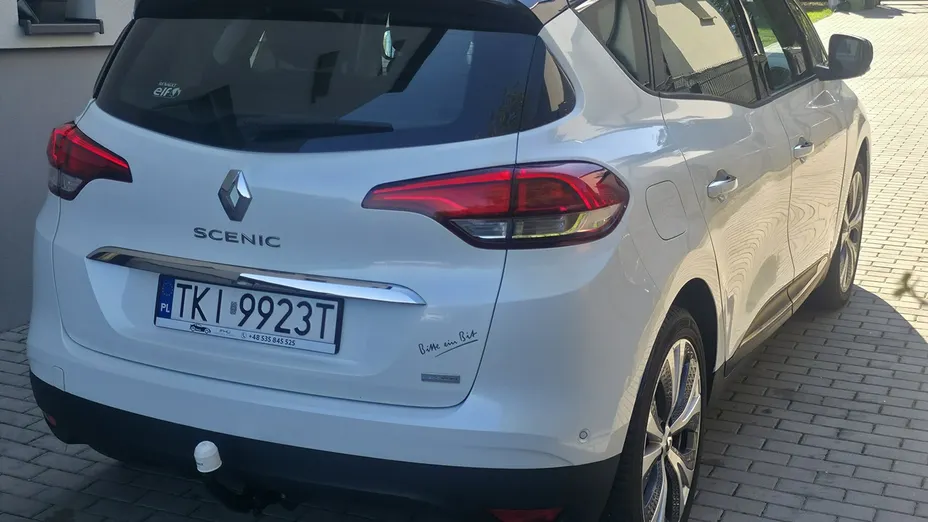 RENAULT Scenic -