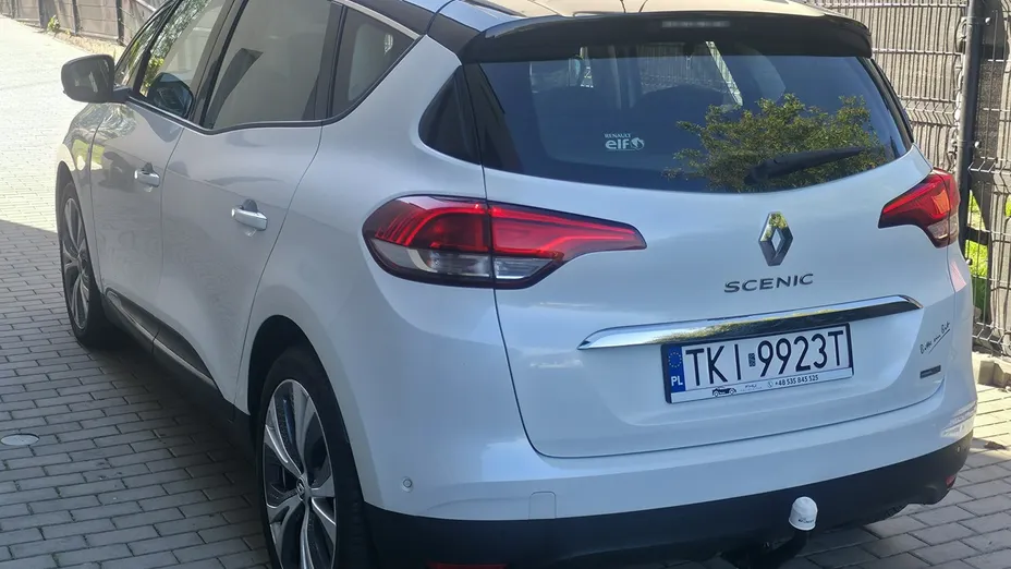 RENAULT Scenic -