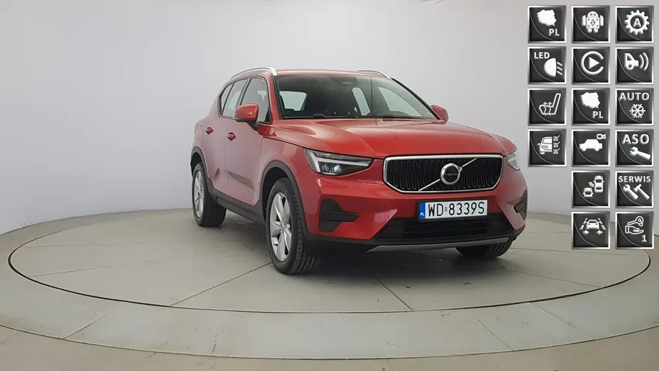 VOLVO XC40 -