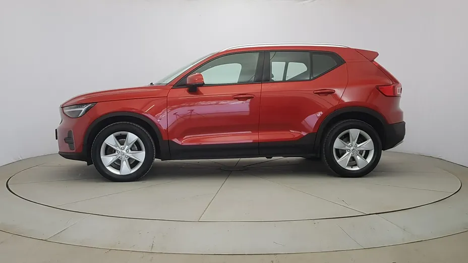 VOLVO XC40 -
