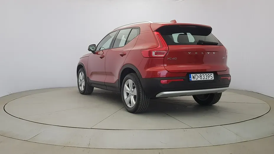 VOLVO XC40 -