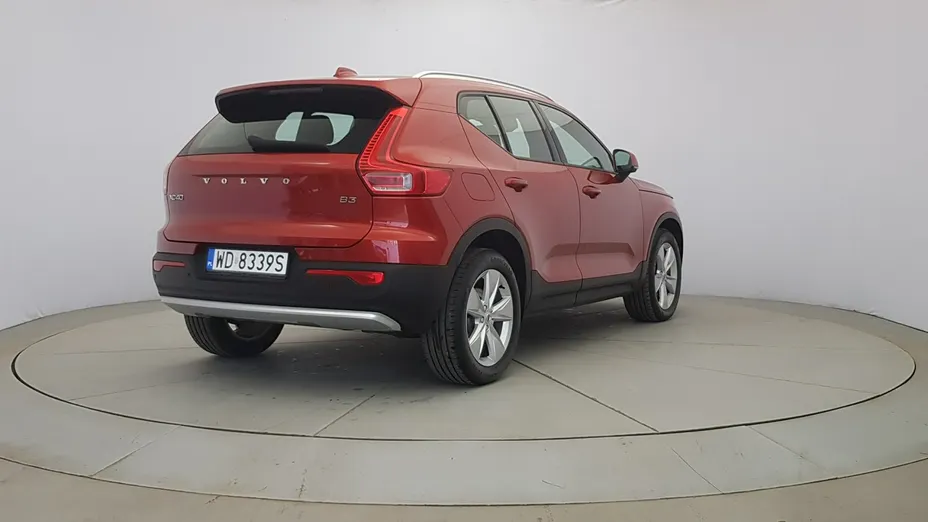 VOLVO XC40 -
