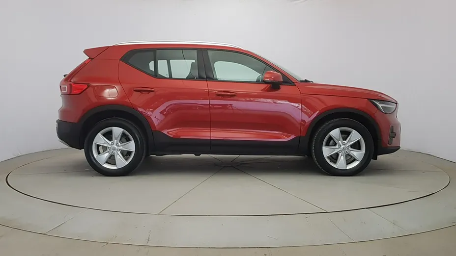 VOLVO XC40 -