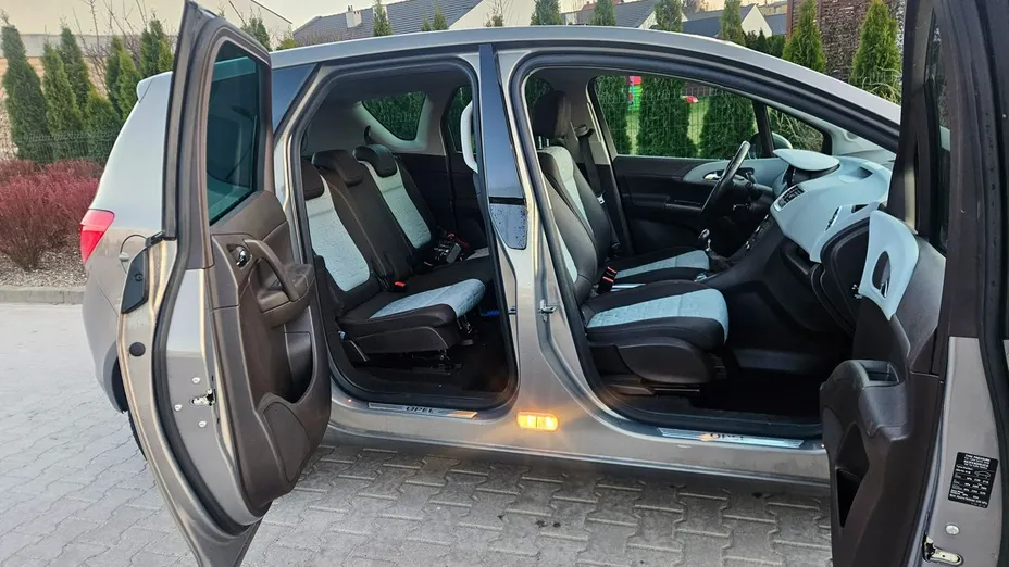 OPEL Meriva -