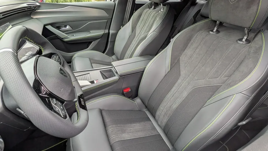PEUGEOT 308 -