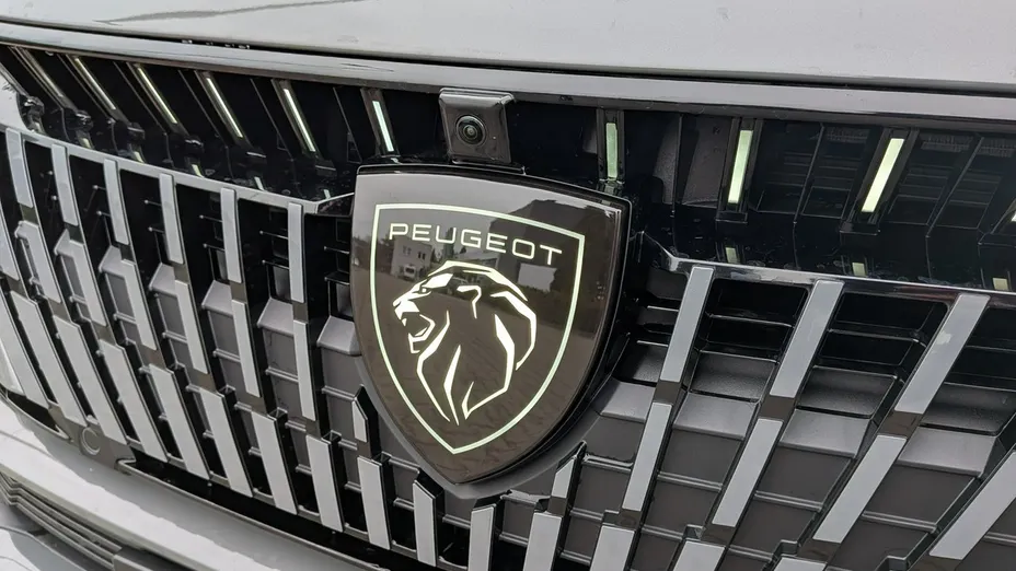PEUGEOT 308 -