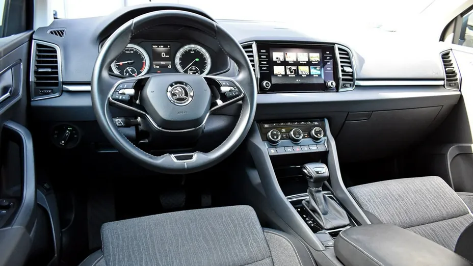 SKODA Karoq -
