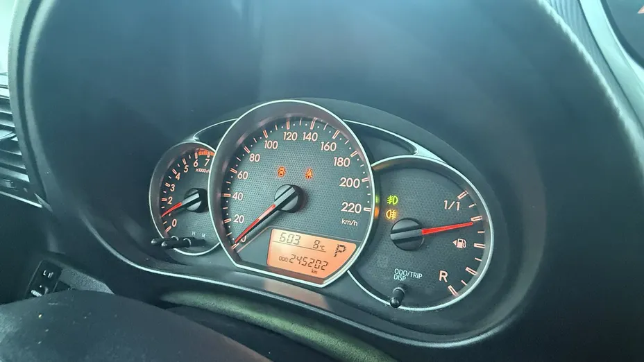 TOYOTA Verso-S -