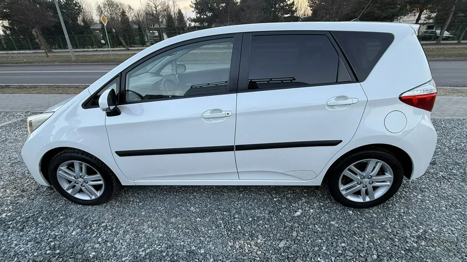 TOYOTA Verso-S -