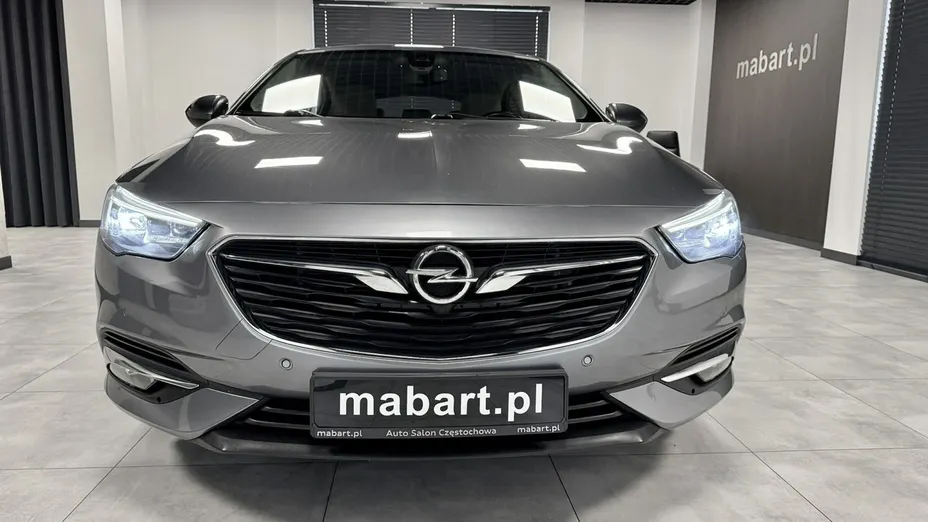 OPEL Insignia -