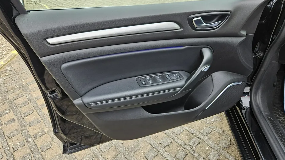 RENAULT Megane -