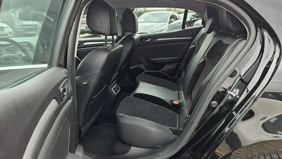 RENAULT Megane -