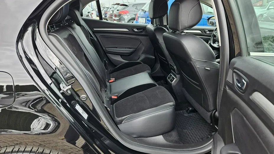 RENAULT Megane -