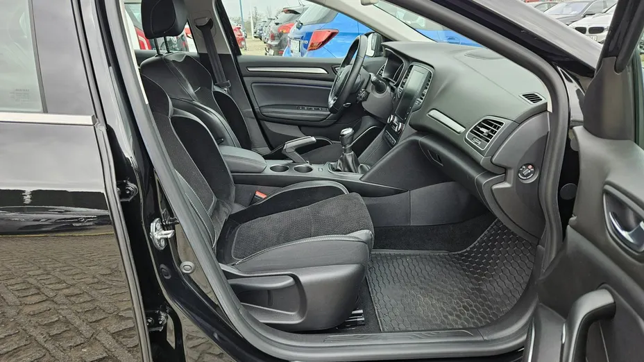 RENAULT Megane -