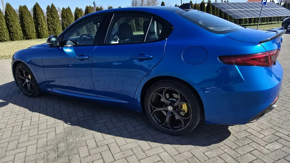 ALFA ROMEO Giulia -
