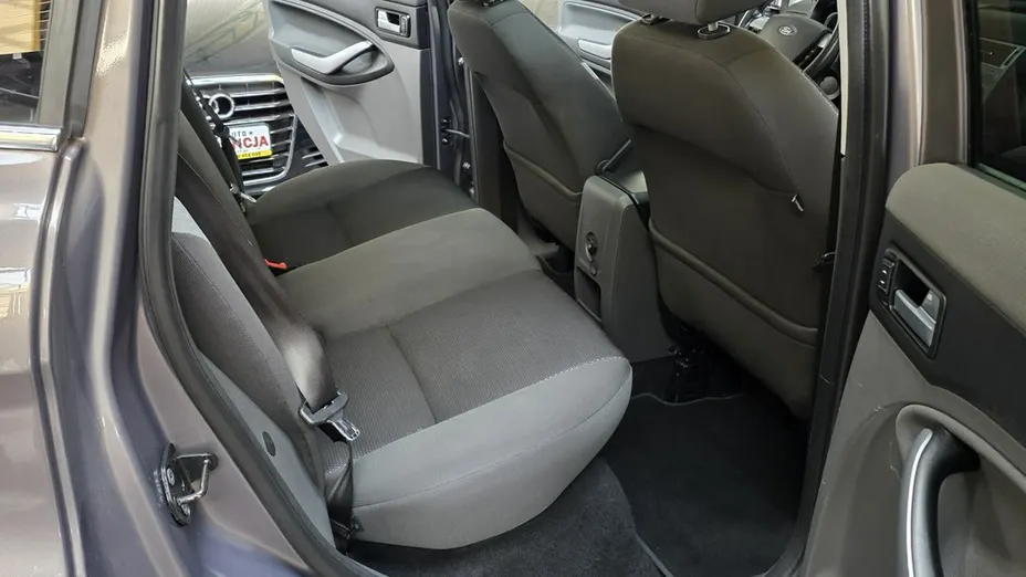 FORD Kuga -