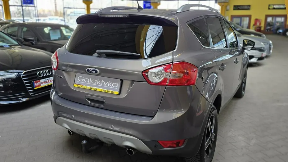 FORD Kuga -