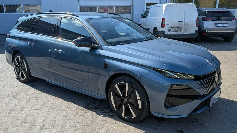 PEUGEOT 308 -