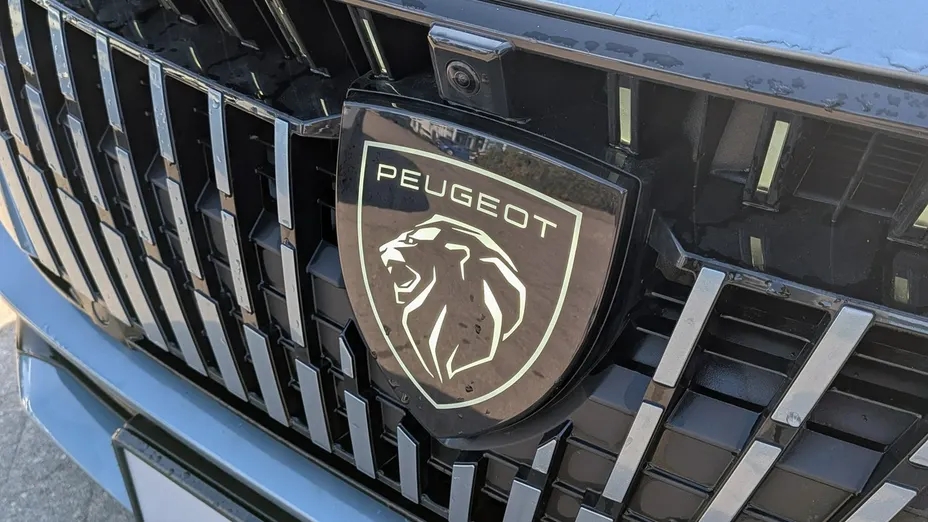 PEUGEOT 308 -