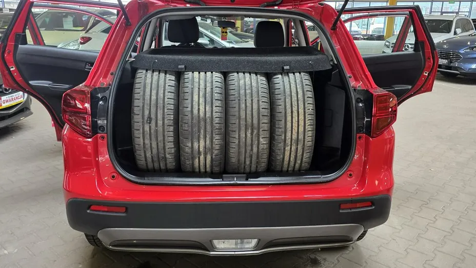 SUZUKI Vitara -