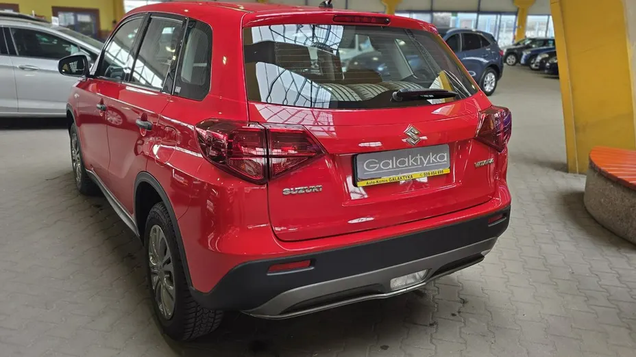 SUZUKI Vitara -