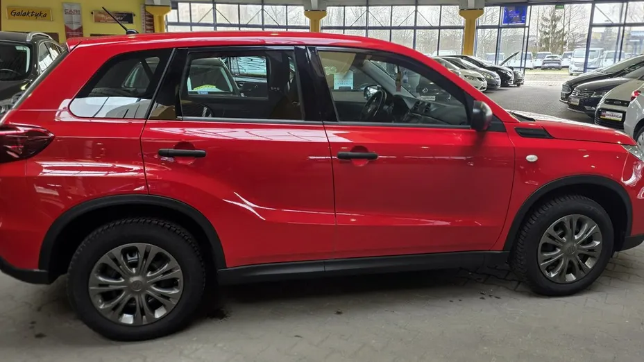 SUZUKI Vitara -
