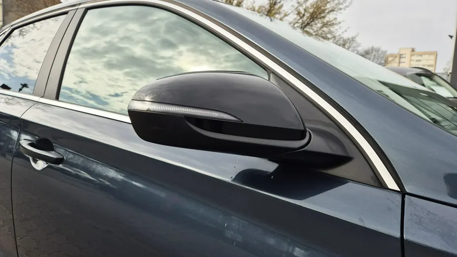 HYUNDAI i30 -