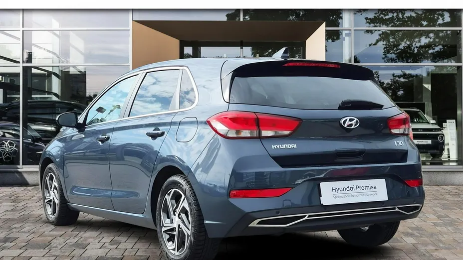 HYUNDAI i30 -