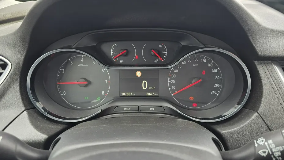 OPEL Grandland X -