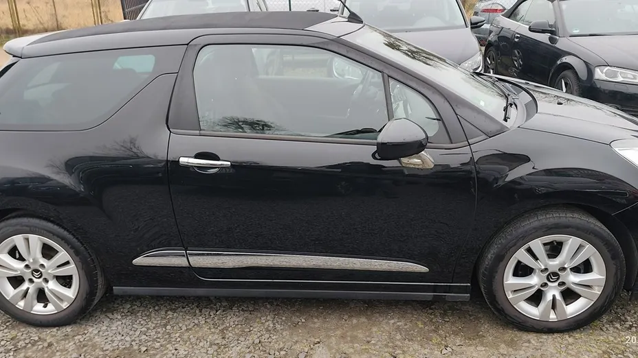 CITROEN DS3 -
